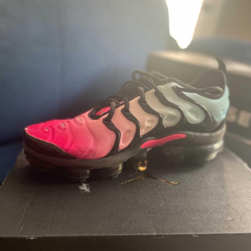 Nike Air VaporMax Plus Hyper Pink Glacier Ice (Women's)